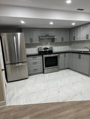 1 Double bed room for two person and kid in a large new cozy second unit